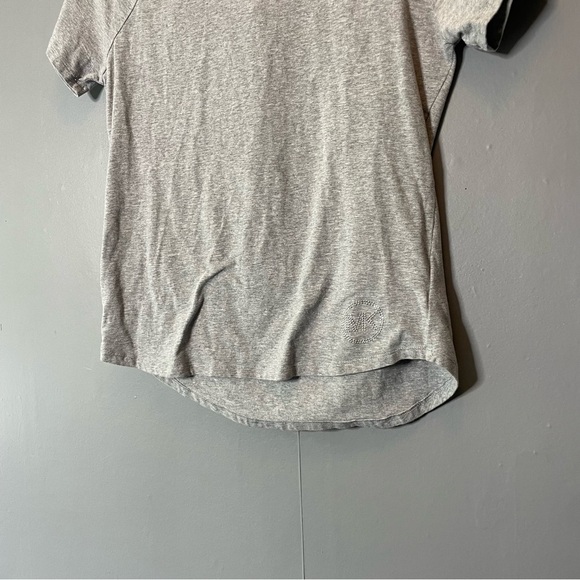 Michael Kors Gray zipper back short sleeve tshirt Women's Top size medium - Picture 3 of 10